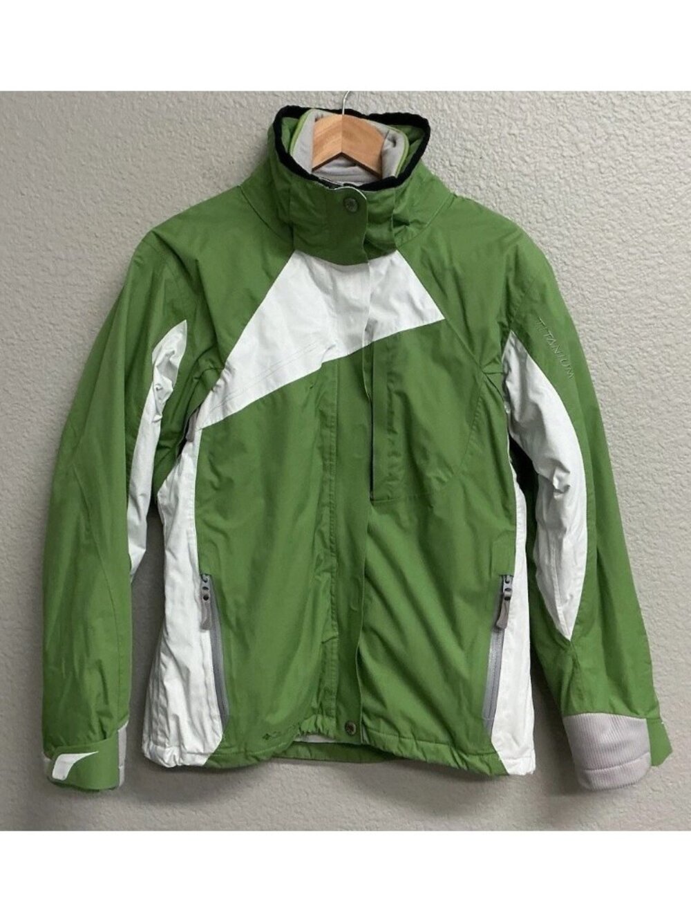 Columbia Womens Medium Titanium Interchange OmniTech Ski Jacket Waterproof